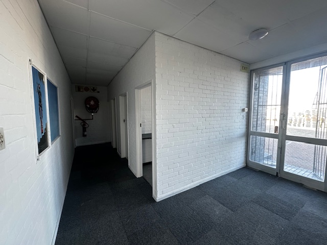 To Let Commercial Property for Rent in Maitland Western Cape